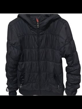 Women's L Like New Columbia Puffer Jacket